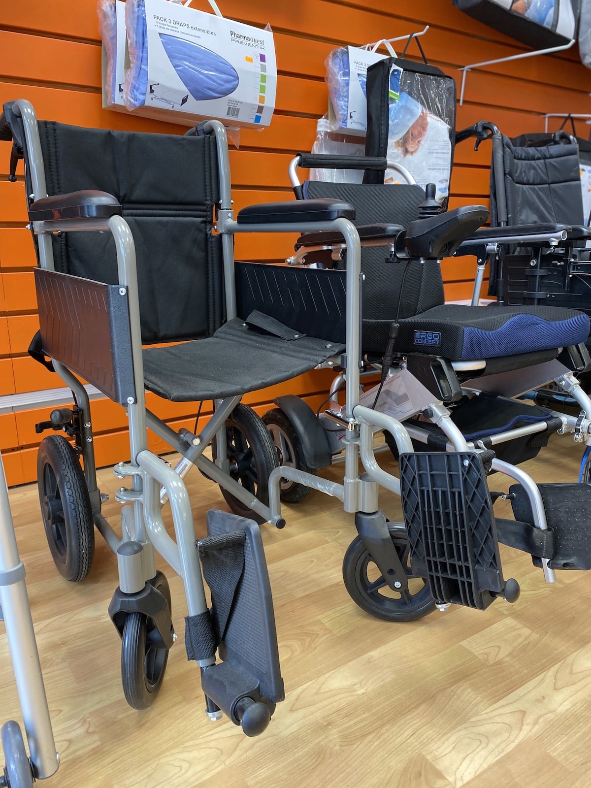 FAUTEUIL ROULANT MECANIQUE