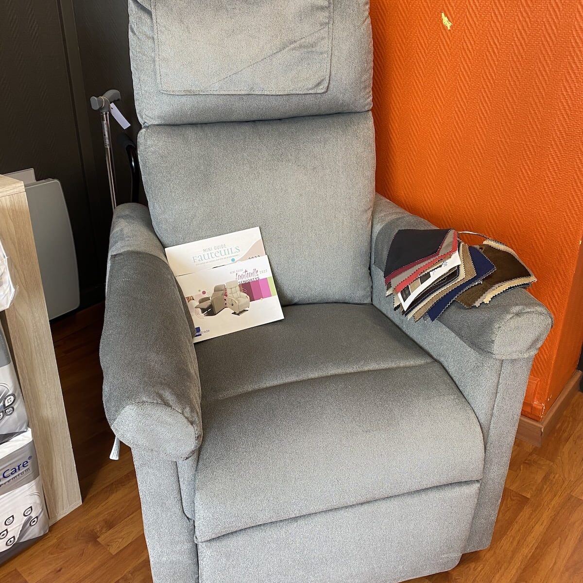 FAUTEUIL A MOTEUR